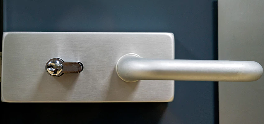 Change Patio Door Locks in Capitola, California